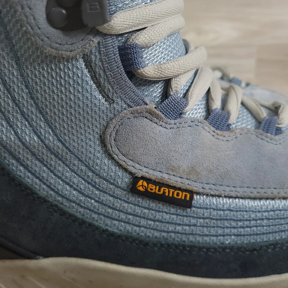 Burton Moto Snowboard Boots Womens 9 Blue Grey Suede Lace Up Winter Sport